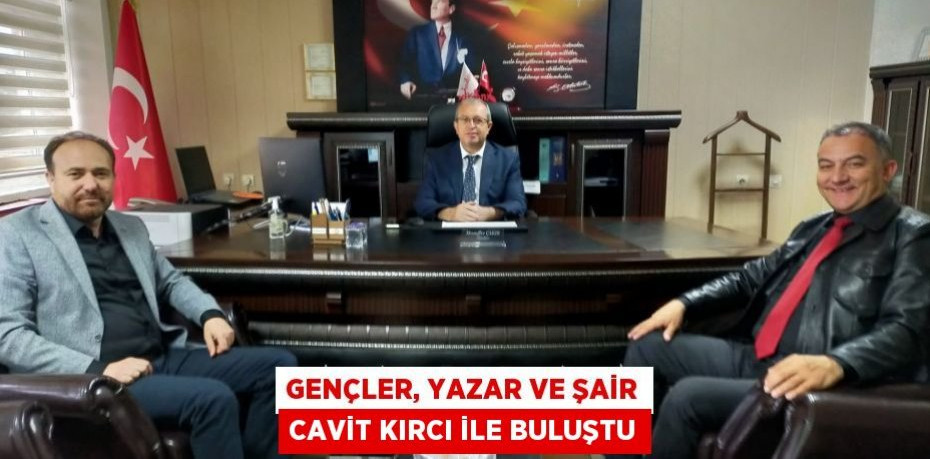 Gençler, Yazar ve Şair Cavit Kırcı ile buluştu